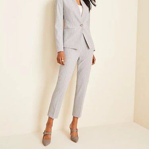 NWOT Ann Taylor Petite Side Zip Straight Pant in Bi-Stretch